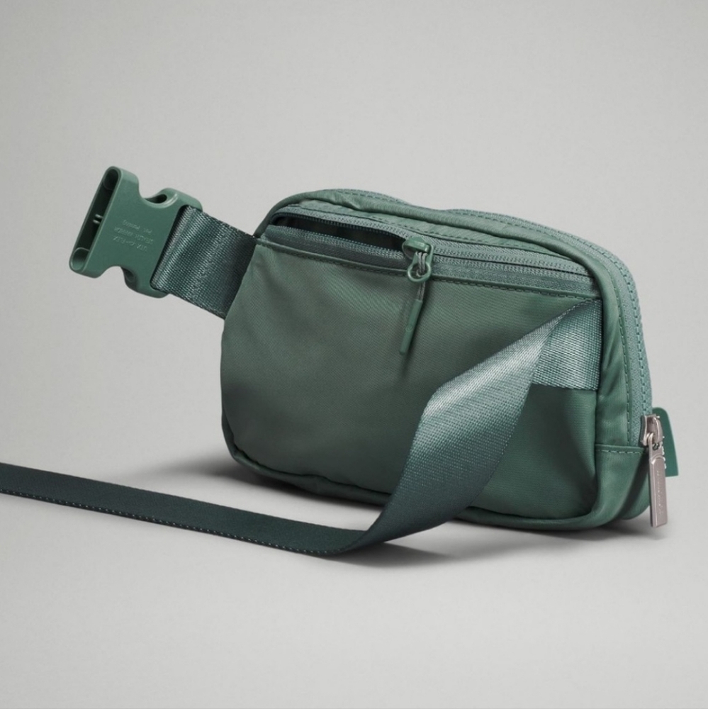 Lululemon Everywhere Belt Bag with Long Strap 1L~ Tidewater Teal 🌊 - Picture 2 of 8